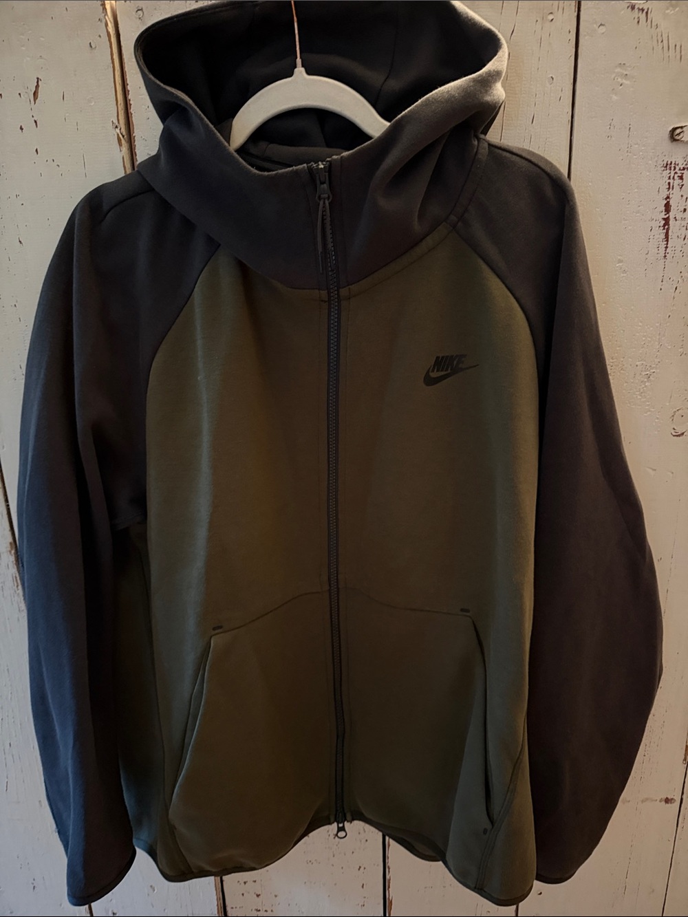 Nike Men's Color block Full-Zip Hoodie Olive & Gray